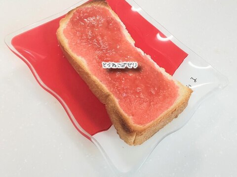 いちごジャムトースト